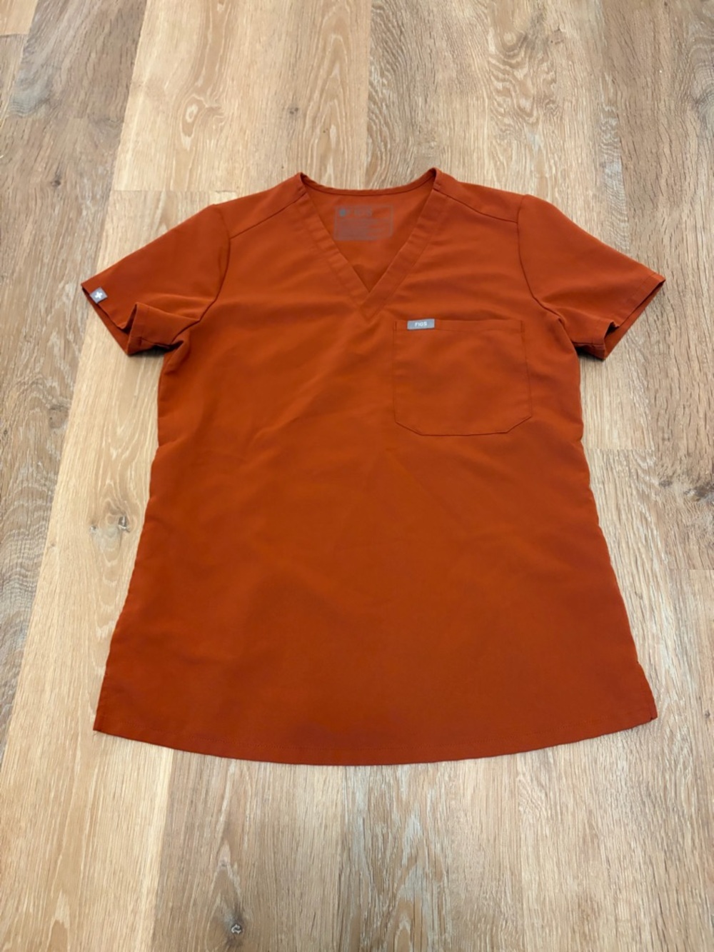FIGS Catarina XS Auburn Burnt Orange Scrub Top Nurse Doctor Hospital
